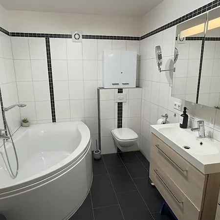 Uferglueck In Am Bodensee Mit Terrasse 아파트 하그나우